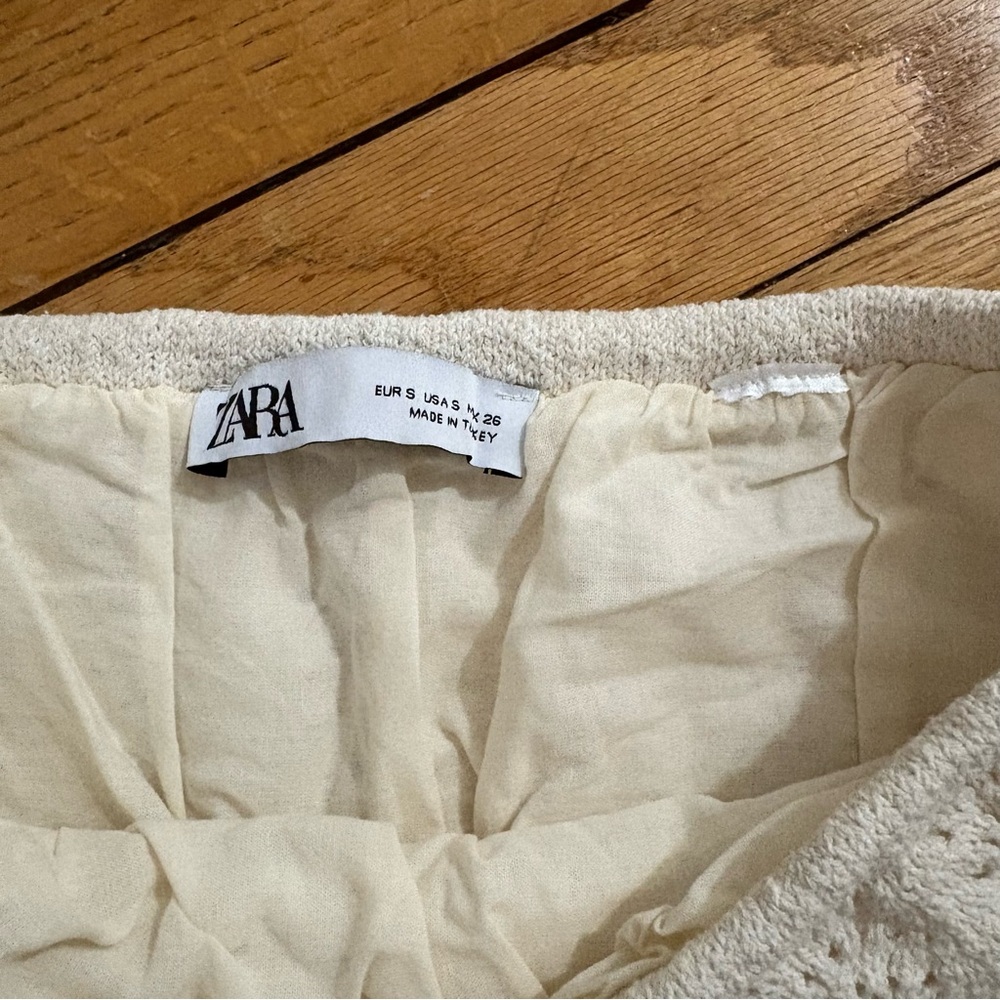 Zara Pointelle Mini Skirt 4331/079 in Ecru Small - Picture 3 of 3